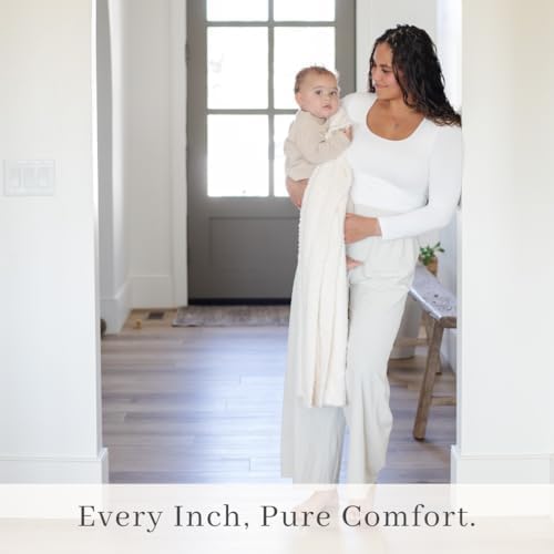 Saranoni Bamboni Luxury Baby Blanket | Cozy & Soft Plush Receiving Blankets | Perfect for Girls & Infant Baby Boy Blankets | Ivory - 30” x 40”
