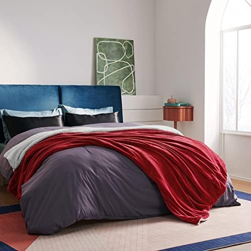 Bedsure GentleSoft Sherpa Fleece Throw Blanket for Couch, Non-Heated, Thick and Warm Throw for Girls and Women, Soft Fuzzy Plush Blanket for Winter, Red, 50x60 Inches