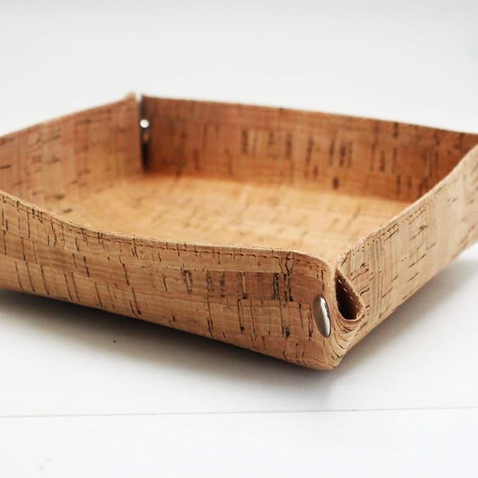 boshiho Valet Tray for Men, Natural Cork Jewelry Catchall Key Phone Coin Box Change Caddy Bedside Storage Box (Cork)
