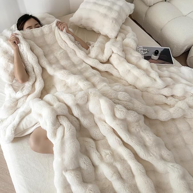 H&D Faux Fur Throw Blanket for Couch,Fluffy Cozy Soft Plush Luxury Thick Fuzzy Fleece Blanket for Couch Bed Sofa Bedroom Living Room,Comfy Bubble Blanket(Ivory, Queen (80"x90"))
