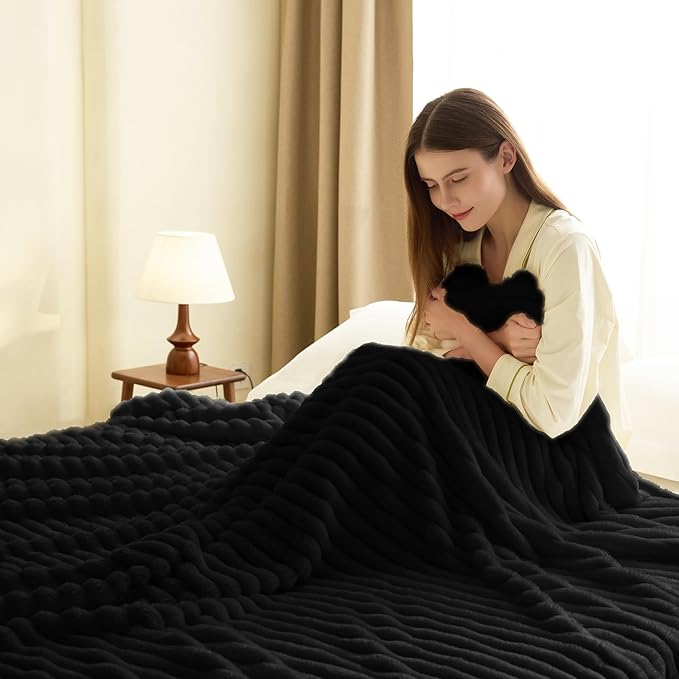 Soft Black Throw Blanket for Couch - 300GSM Cozy Warm Fleece Blanket for Men Women, Fluffy Lightweight Bed Blankets Birthday Gifts for Her Him, Spring Home Room Decor, Black, 50x60 Inches