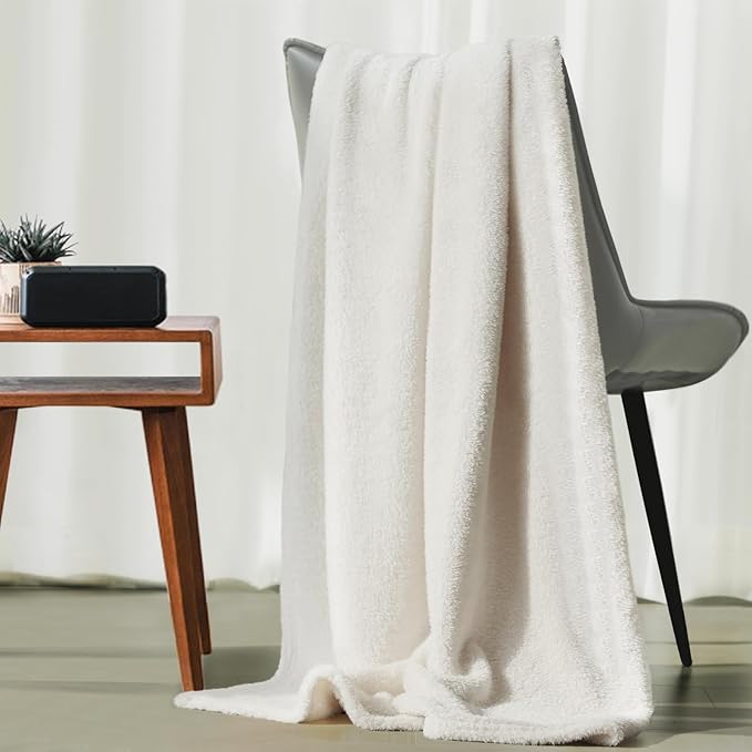 Plush Fleece Throw Blanket for Couch and Bed, Fluffy Fuzzy Cozy Soft Blankets All Season Use (50x60 Inches,White)