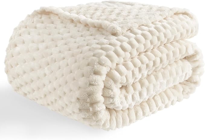 Bnuitland Ivory Flannel Throw Blanket (50X40 inches), 300 GSM Fleece Cozy Warm Soft Lightweight Bed Sofa Blanket for Babys and Pets, Suitable for All Seasons