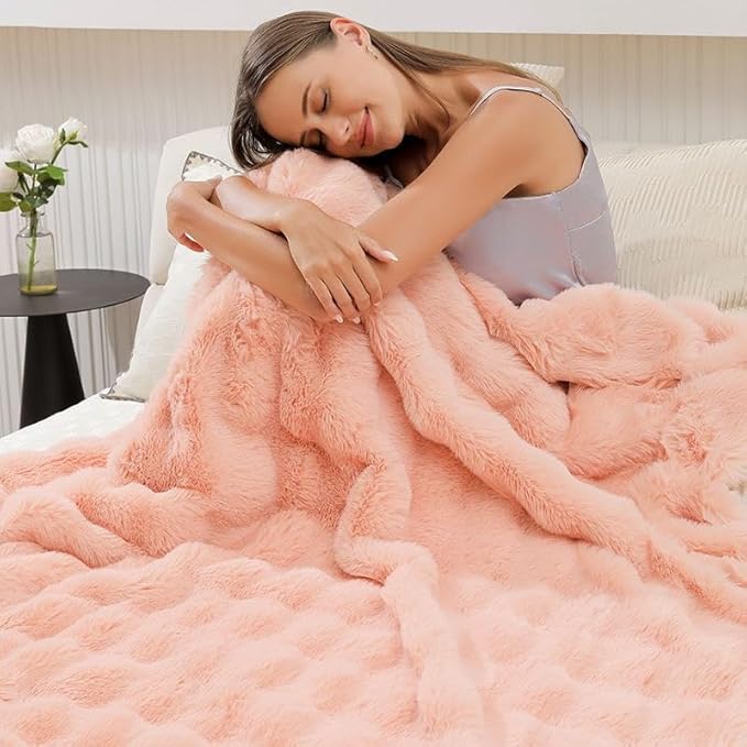 Faux Fur Throw Blanket for Couch Cozy Fuzzy Soft Plush Thick Fluffy Fleece Bubble Blanket for Sofa Bedroom Living Room, 63x79 Inches Pink