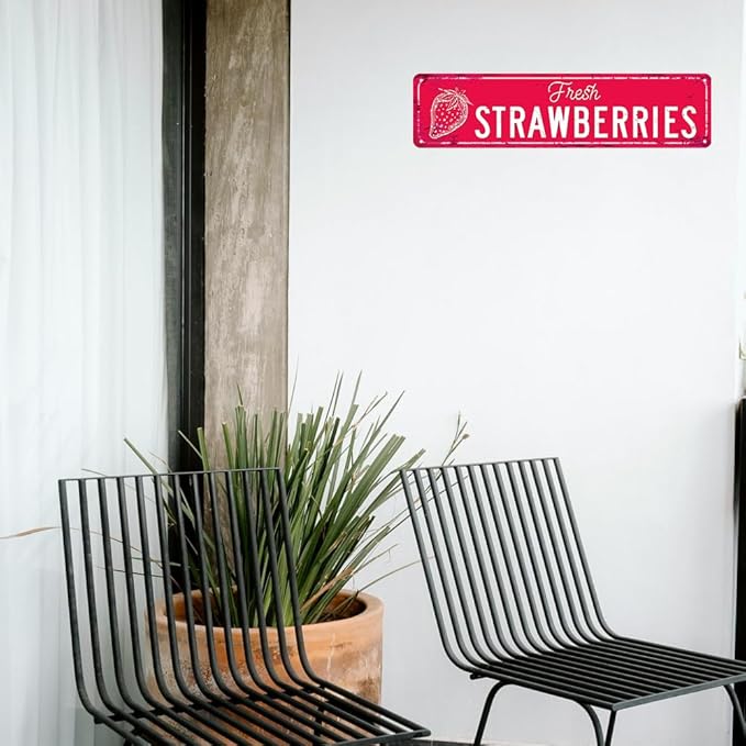Strawberry Sign Vintage Metal Tin Sign Fresh Strawberries Signs Farmers Market Decor Home Kitchen Cottage Farm Art Plaque Wall Decoration 16x4 Inches