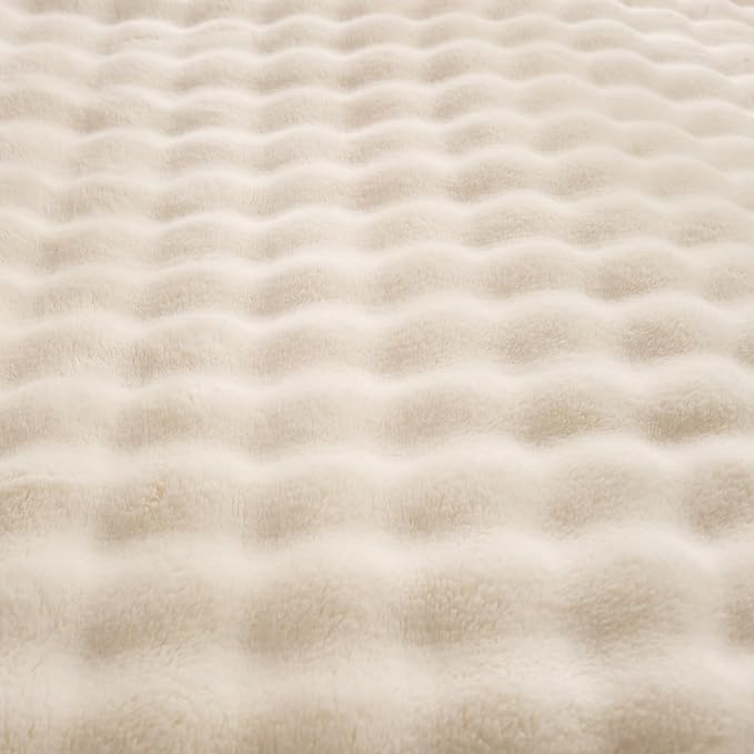 YUSOKI Luxury 3D Bubble Light Weighted Queen Blanket 4.7lb,All Ages,Home Decoration, (Ivory,90 * 90inches)