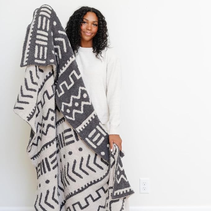 Saranoni Luxury Throw Blanket | Ultra Soft Double Layer Plush Decorative Comfy Blankets for Couch or Bed | Mudcloth - X-Large 60” x 80”