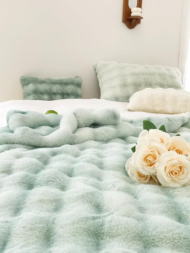 H&D Faux Fur Throw Blanket for Couch,Fluffy Cozy Soft Plush Luxury Thick Fuzzy Fleece Blanket for Couch Bed Sofa Bedroom Living Room,Comfy Bubble Blanket(Sage Green, Queen (80"x90"))