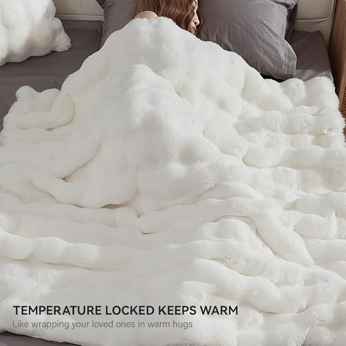 Soft Faux Rabbit Fur Throw Blanket Luxury Super Comfy Double Sided Ultra Cozy Thick Warm Fluffy Blanket for Couch Chair Sofa Bed Living Room Camping, Plush Fuzzy Bubble Blanket, 970 GSM, 50''x60''
