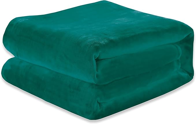 Elegant Comfort Luxury Velvety Feel Blanket, All-Season Lightweight Blanket, Ultra Plush, Soft, Cozy-Fuzzy Flannel Fleece for Couch, Sofa, Bed, Travel, Solid Design, King/California King, Teal