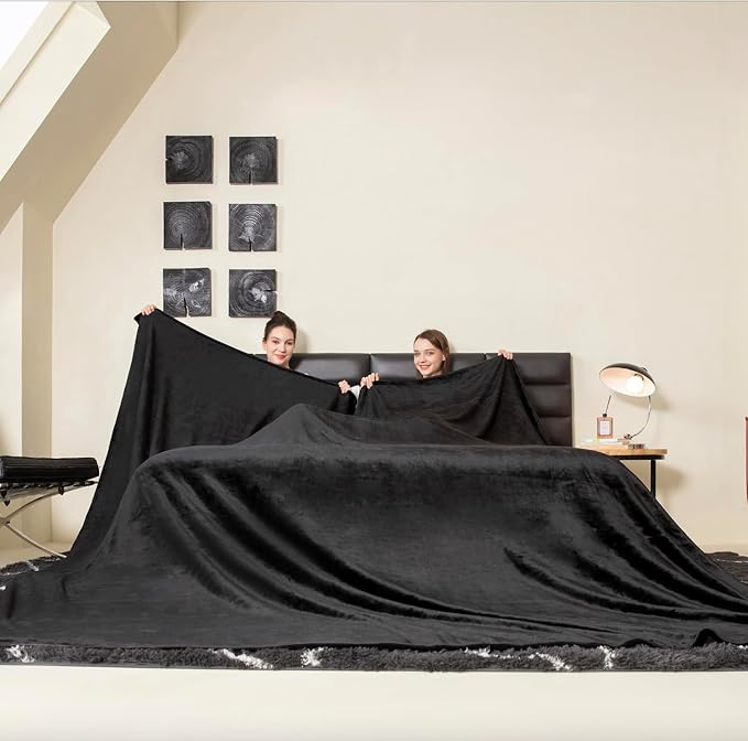 COOVA Oversized King Fleece Blanket 120x138 inches, Soft Cozy Warm Giant Extra Large 10'x11.5' Blanket for Bed, Sofa, Couch,Travel, Camping, California Huge Flannel Big Throw Blanket, Black