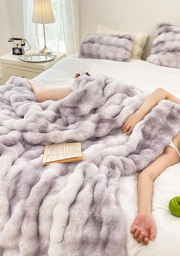 H&D Faux Fur Throw Blanket for Couch,Fluffy Cozy Soft Plush Luxury Thick Fuzzy Fleece Blanket for Couch Bed Sofa Bedroom Living Room,Comfy Bubble Blanket(Purple, Full (70"x80"))