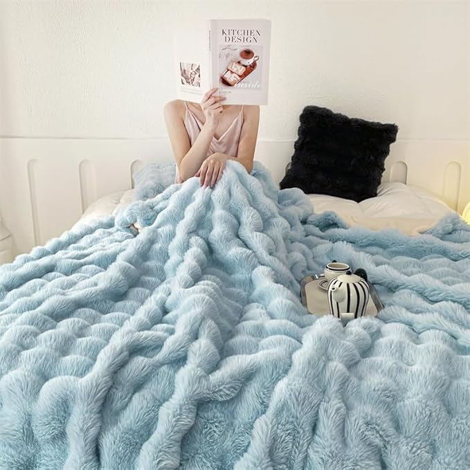 H&D Faux Fur Throw Blanket for Couch,Fluffy Cozy Soft Plush Luxury Thick Fuzzy Fleece Blanket for Couch Bed Sofa Bedroom Living Room,Comfy Bubble Blanket(Light Blue, Full (70"x80"))