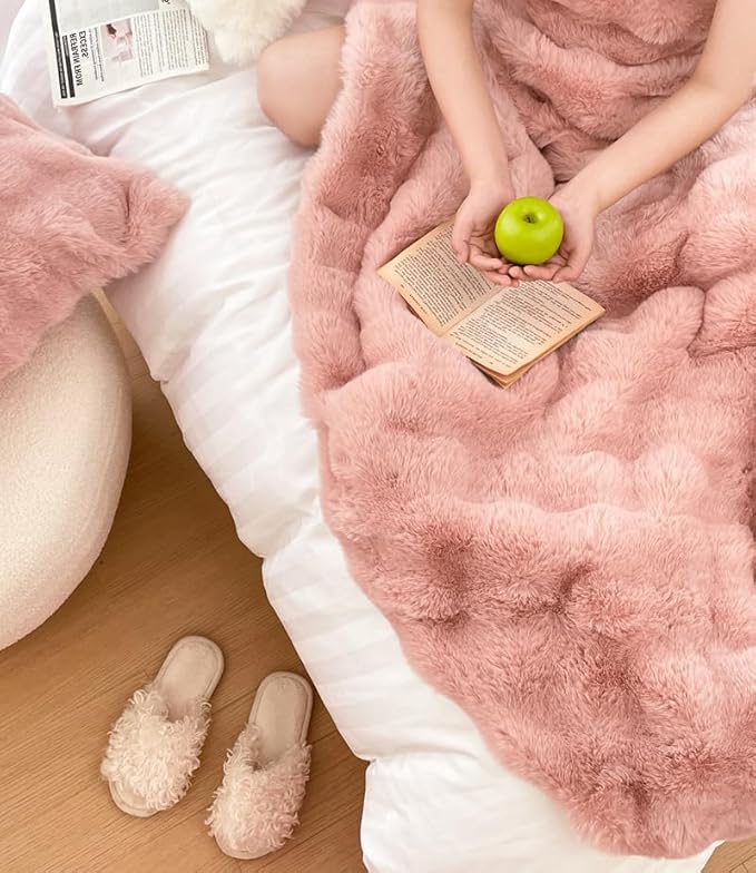 H&D Faux Fur Throw Blanket for Couch,Fluffy Cozy Soft Plush Luxury Thick Fuzzy Fleece Blanket for Couch Bed Sofa Bedroom Living Room,Comfy Bubble Blanket(Rose, Twin (60"x80"))