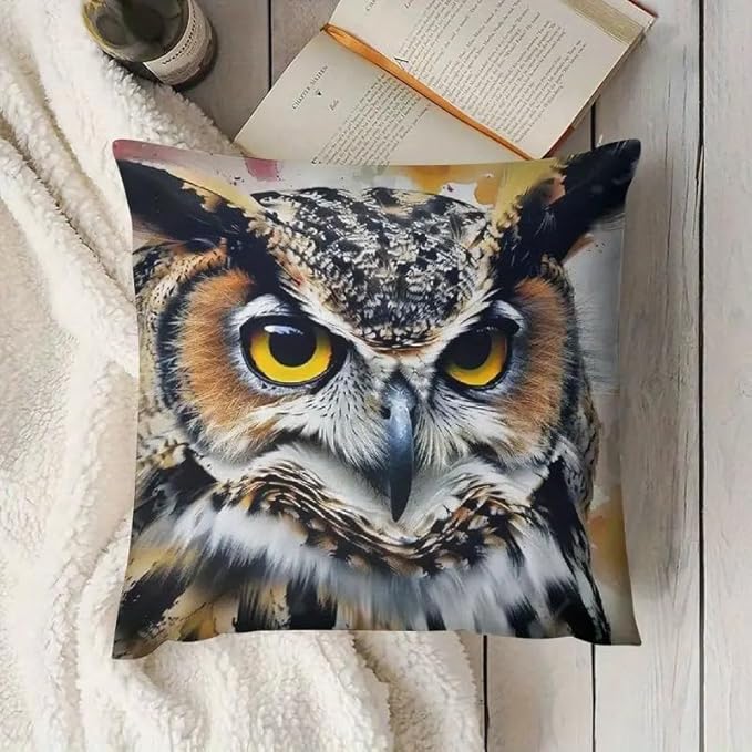 2pcs Decorative Throw Pillow Cover with Realistic Great Horned Owl Print, Nature Wildlife Theme Home Decor Cushion Case，18x18 Pillows Linen Pillowcase