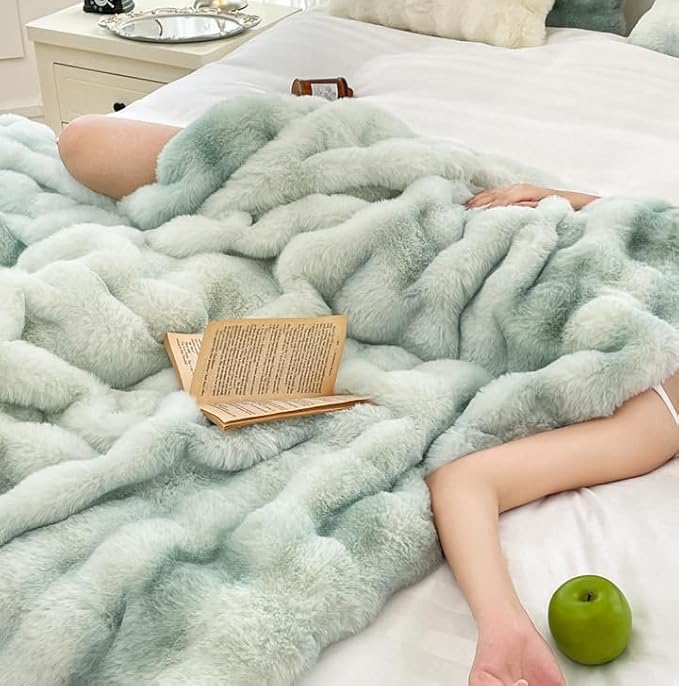 H&D Faux Fur Throw Blanket for Couch,Fluffy Cozy Soft Plush Luxury Thick Fuzzy Fleece Blanket for Couch Bed Sofa Bedroom Living Room,Comfy Bubble Blanket(Sage Green, Full (70"x80"))