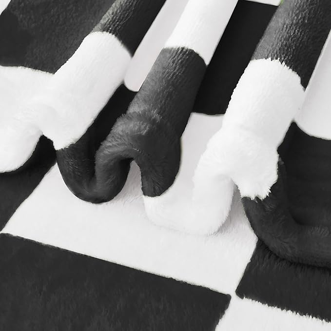 Black Checkered Blanket, Soft Cozy Fleece Checkered Throw Blankets for Bed Sofa Couch Camping, Ultra Fluffy Throws for All Seasons, 50x60 Inch, Black