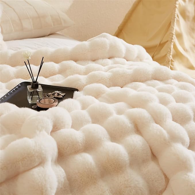 H&D Faux Fur Throw Blanket for Couch,Fluffy Cozy Soft Plush Luxury Thick Fuzzy Fleece Blanket for Couch Bed Sofa Bedroom Living Room,Comfy Bubble Blanket(Ivory, Full (70"x80"))
