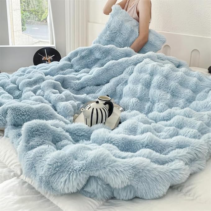 H&D Faux Fur Throw Blanket for Couch,Fluffy Cozy Soft Plush Luxury Thick Fuzzy Fleece Blanket for Couch Bed Sofa Bedroom Living Room,Comfy Bubble Blanket(Light Blue, Full (70"x80"))