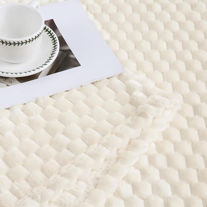 Bnuitland Ivory Flannel Throw Twin Size Blanket (60X80 inches), 300 GSM Fleece Cozy Warm Soft Home Decor Lightweight Bed Blanket for Adults, Suitable for All Seasons.