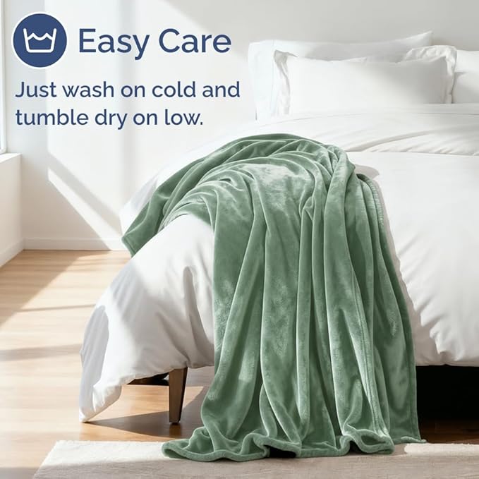 Ultra Soft Fleece Blanket Twin Size - Flannel Fleece Luxury Twin Blanket - Lightweight for Couch Bed Chair - Thick, Warm & Breathable - All Season Cozy Fuzzy Anti-Static Microplush Bedding, Sage Green