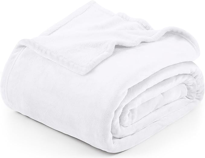 Utopia Bedding White Fleece Blanket Twin Size Lightweight Fuzzy Soft Anti-Static Microfiber Bed Blanket (60x80 Inch)