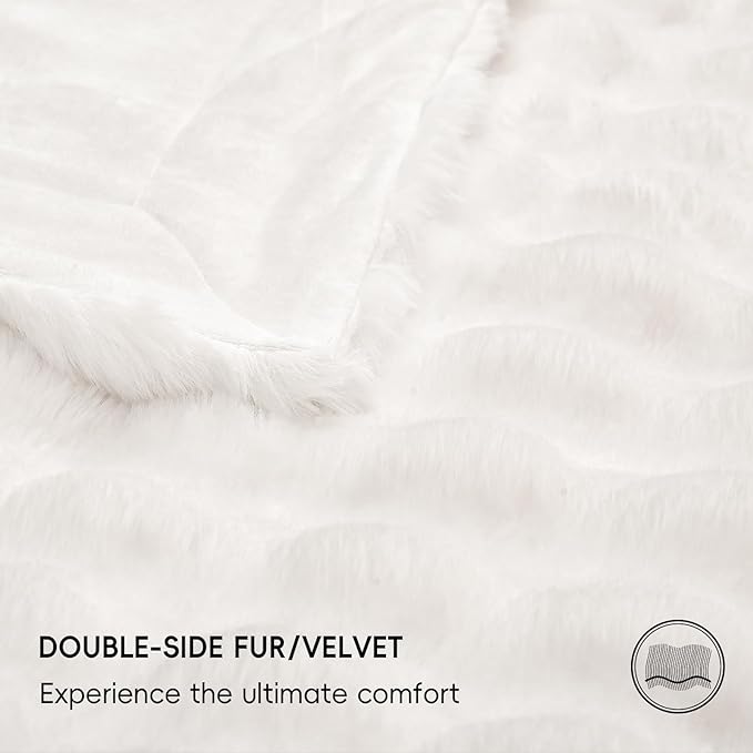 PHF Luxury Faux Rabbit Fur Throw Blanket, Ultra Soft Fluffy Plush Cozy Warm Bubble Blanket for Bed, Couch, Chair, Sofa Decorative, Thick Reversible Throw Suitable for Fall & Winter, 50" x 60", White