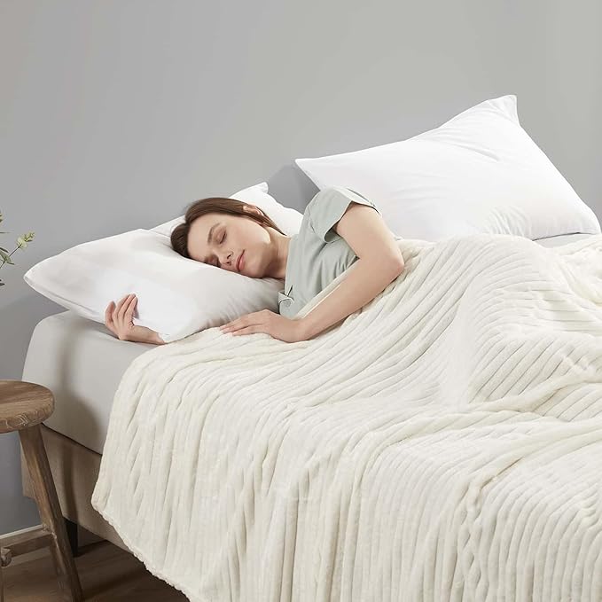 Nestl White Blanket Queen Size for Bed - Cozy Warm Fuzzy Blankets for Women, Plush Large Fleece Throws for Girls - Off White, 90 x 90 Inches