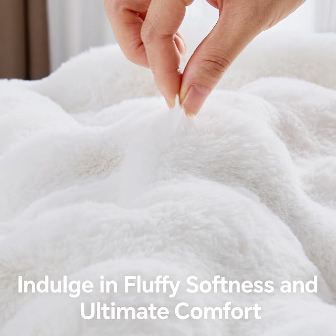 BEDELITE Faux Fur Cream Throw Blanket, Soft Cozy Plush Bubble Blanket for Couch Sofa Bedroom Living Room Decor - 870GSM Thick Warm Fuzzy Fluffy Faux Rabbit Fur Blanket for Women Gift, 60x80 Inches