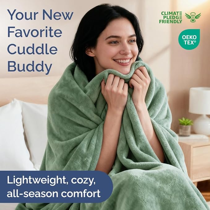 Ultra Soft Fleece Blanket Twin Size - Flannel Fleece Luxury Twin Blanket - Lightweight for Couch Bed Chair - Thick, Warm & Breathable - All Season Cozy Fuzzy Anti-Static Microplush Bedding, Sage Green