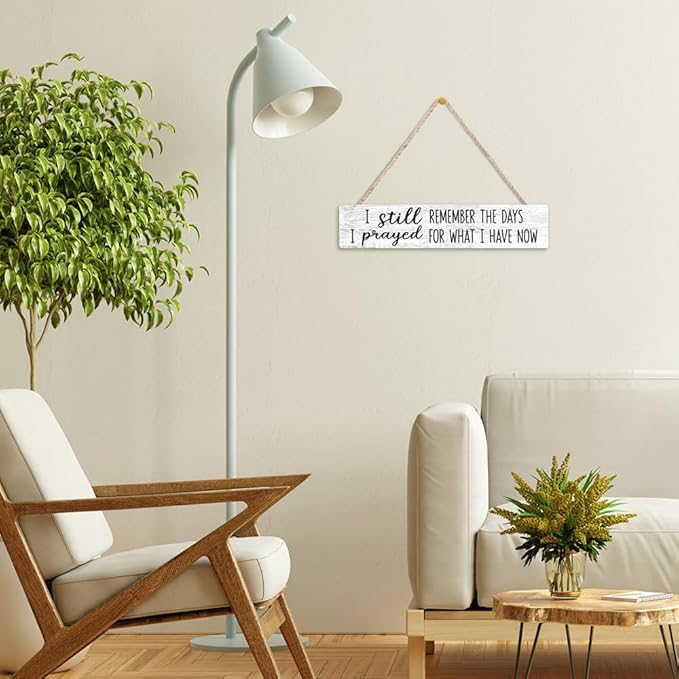 AGMDESIGN I Still Remember the Days I Prayed For What I Have Now Wood Sign, Faith-Based Wall Decor for Shelf Desk Door, Christian Hanging Wooden Plaque for Bedroom Home Prayer Room Farmhouse