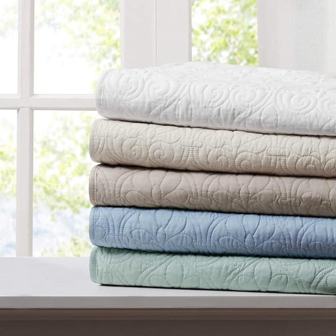 Madison Park Throw Blanket - Reversible Damask Quilting Design, Soft Pre-washed Microfiber, Cotton Filled Spread, Cozy Summer Blanket - Throw for Living Room Couch, Sofa, Bed, Quebec, 60x70", Blue
