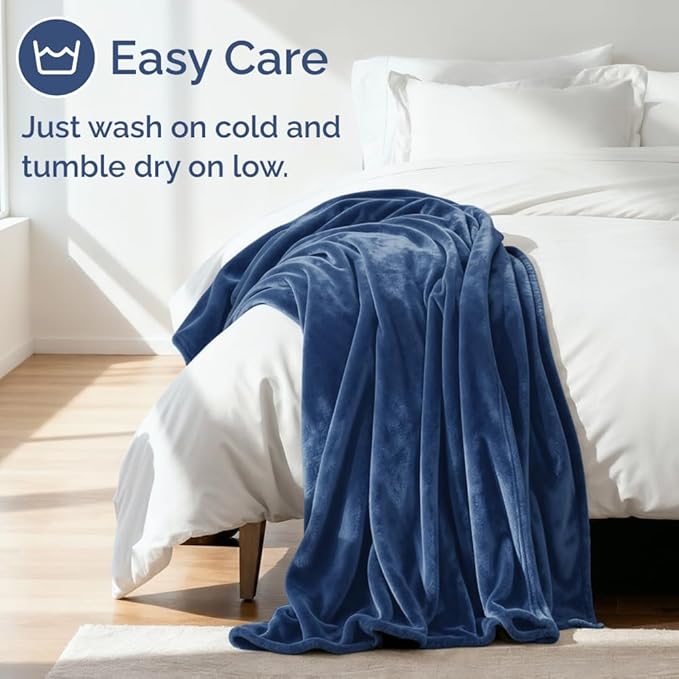 Ultra Soft Fleece Blanket Twin Size - Flannel Fleece Luxury Twin Blanket - Lightweight for Couch Bed Chair - Thick, Warm & Breathable - All Season Cozy Fuzzy Anti-Static Microplush Bedding, Royal Blue