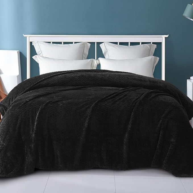 Exclusivo Mezcla Fleece Queen Size Blanket for Bed, 90x90 Inches Soft Cozy Jacquard Flannel Blankets, Lightweight Fuzzy Plush Warm for Women, Black