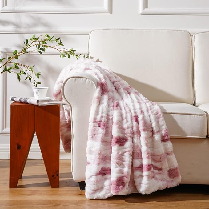 Super Soft Faux Fur Throw Blanket- Royal Luxury Cozy Plush Rose Pink Color Blanket use for Couch Sofa Bed Chair, Reversible Fuzzy Faux Fur Velvet Blanket 50 Inch x 60 Inch (Printed Pink)