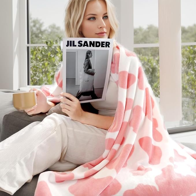 Richave Fleece Cow Print Blanket for All Season - Premium Lightweight Anti-Static Pink and Ivory Twin/Twin XL Size Extra Long Blankets,Bedroom Decor 66" x 90"(Pink Cow)