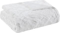 Madison Park Zuri Soft Plush Luxury Oversized Faux Fur Throw Animal Stripes Design, Faux Mink On The Reverse, Modern All Seasons Blanket for Bed, Sofa Couch, Office, White, 60x70