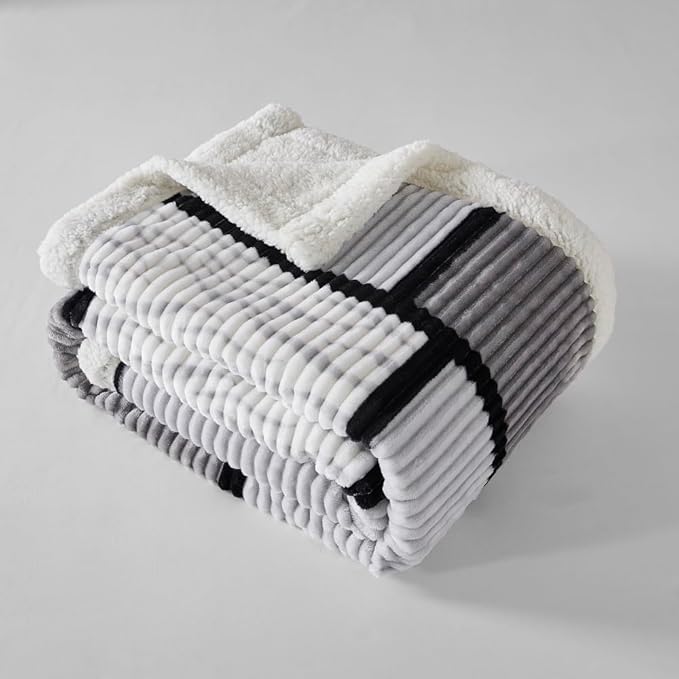 Sherpa Fleece Throw Blanket for Couch, Fluffy Plush Warm Fuzzy Blanket for Women and Men, Cozy Thick Soft Twin Blanket for Bed, Grey, 80x90 Inches