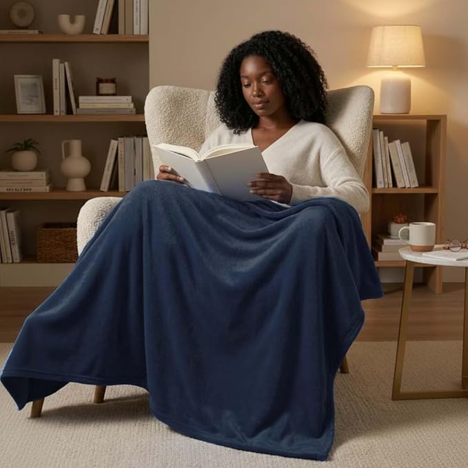 Fleece Blanket Full/Queen - 80x90 Inch Lightweight & Buttery-Soft Throw for Bed, Sofa, Camping | 300GSM Cloud-Touch Microfiber | Cozy Essentials for Travel & Movie Nights, (Navy)