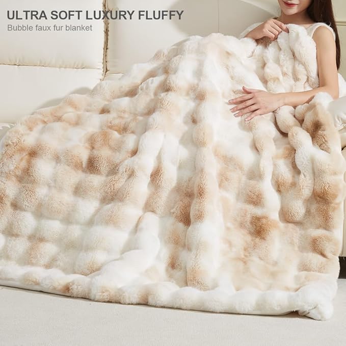 Soft Faux Rabbit Fur Throw Blanket Luxury Super Comfy Double Sided Ultra Cozy Thick Warm Fluffy Blanket for Couch Chair Sofa Bed Living Room Camping, Plush Fuzzy Bubble Blanket, 970 GSM, 50''x60''
