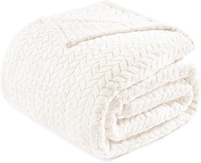 Exclusivo Mezcla Fleece Twin Size Blanket for Bed, 60x80 Inches Soft Cozy Jacquard Flannel Blankets, Lightweight Fuzzy Plush Warm for Women, Off White