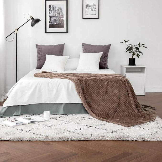 MIULEE Fleece Throw Blanket for Couch 300GSM Super Soft Lightweight Plush Striped Blanket, Brown Warm Cozy Breathable Ribbed Flannel Blanket for Bed/Sofa, Throw Size 50"x60"
