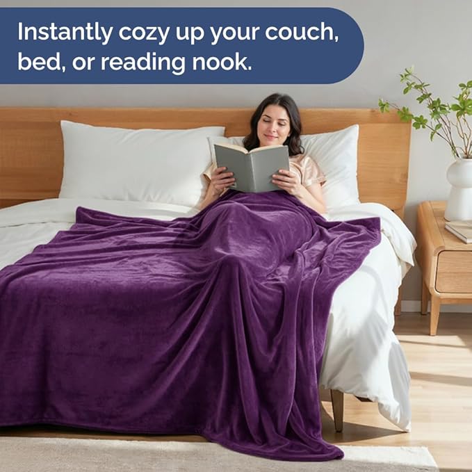Ultra Soft Fleece Blanket Queen Size - Flannel Fleece Luxury Queen Blanket - Lightweight for Couch Bed Chair - Thick, Warm & Breathable - All Season Cozy Fuzzy, Anti-Static Microplush Bedding, Purple