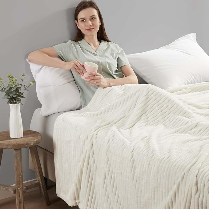 Nestl White Blanket Queen Size for Bed - Cozy Warm Fuzzy Blankets for Women, Plush Large Fleece Throws for Girls - Off White, 90 x 90 Inches