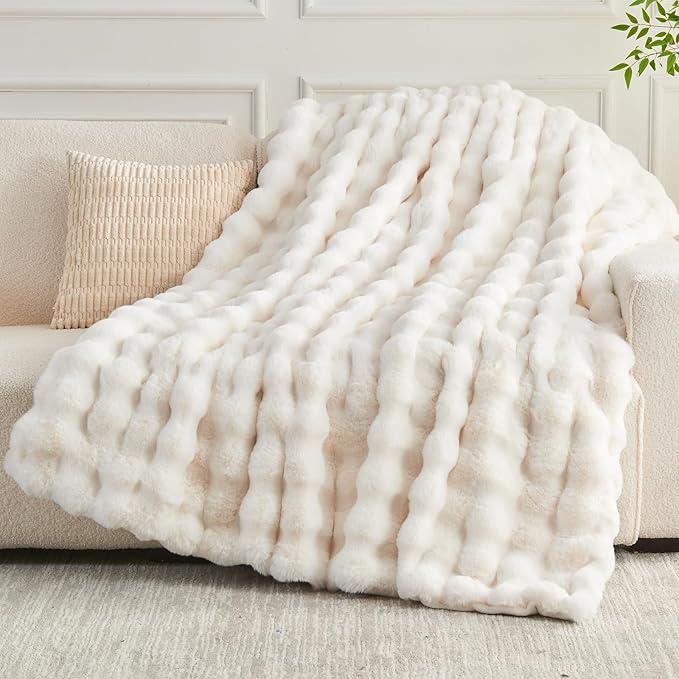 NEWCOSPLAY Faux Fur Throw Blanket Ivory Luxury Fluffy Thick Warm Bubble Blanket for Couch Sofa Bed 1000GSM (Ivory Bubble Thick, Throw(50"x60"))