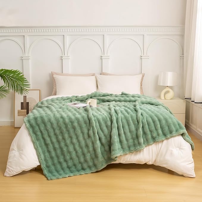 YUSOKI Luxury 3D Bubble Light Weighted Throw Blanket 2.8lb,All Ages,Home Decoration, (Sage Green,60 * 80inches)