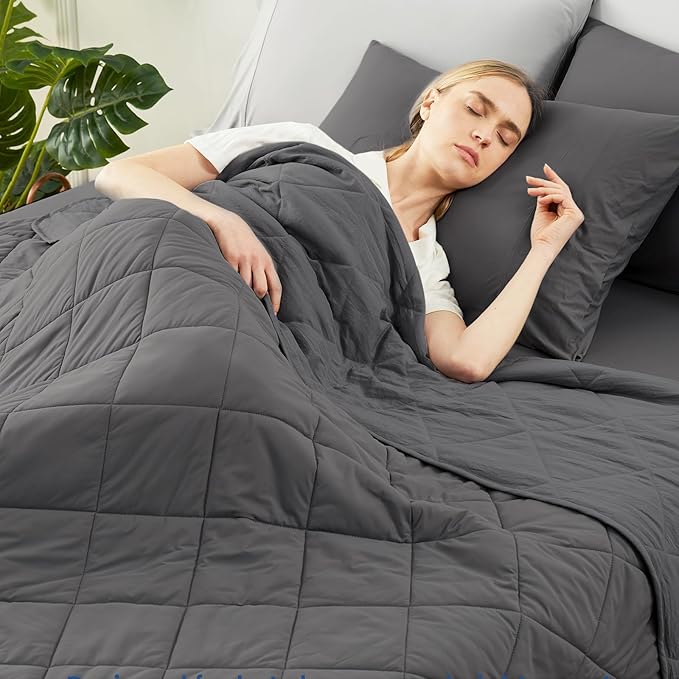 Cozy Bliss Cooling Blanket for Hot Sleepers King Size, Q-Max 0.45 Cooling Comfort, Cold Blankets for Night Sweats Sleeping, Ultra-Cool Lightweight Breathable Summer Blanket for Bed, Charcoal Grey