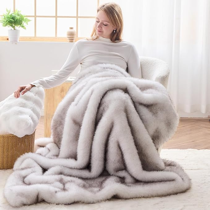 NEWCOSPLAY Faux Fur Throw Blanket Grey White Luxury Fluffy Thick Warm Blanket for Couch Sofa Bed 1000GSM (Grey White Thick, Throw(50"x60"))