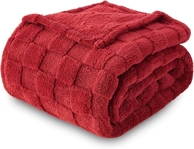 NEWCOSPLAY Super Soft Twin Blanket Red Premium Silky Flannel Fleece 3D Checkered Lightweight Bed Blanket All Season Use (Red Checkered, Twin(60"x80"))