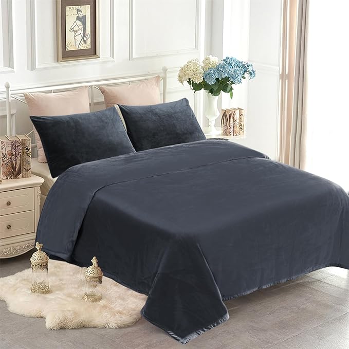 JYK Korean Style Mink Fleece Blanket King Size 4.4 LB, 1 Ply Extra Soft,Lightweight Breathable Plush Fuzzy Cozy King Blanket for Couch Sofa Bed Camping Room Décor, 85x95 Inches, Dark Grey